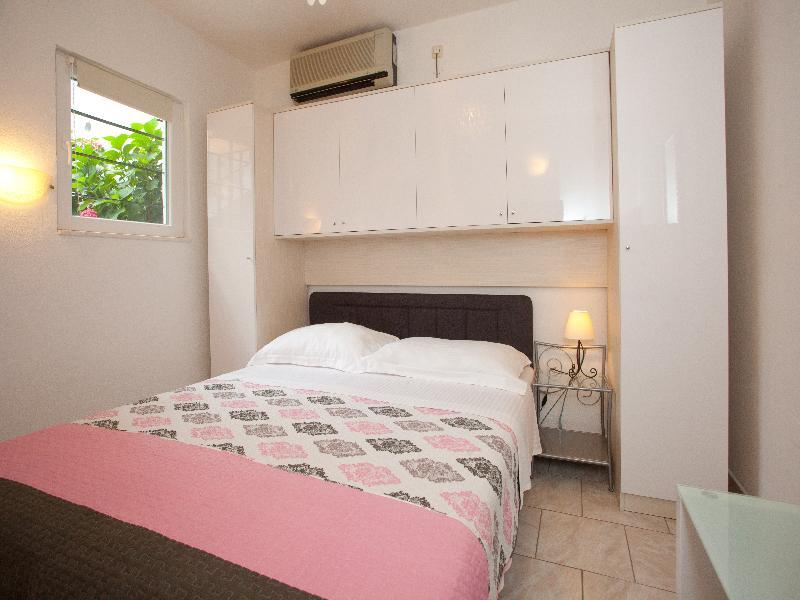 Apartment Alma Спліт Екстер'єр фото