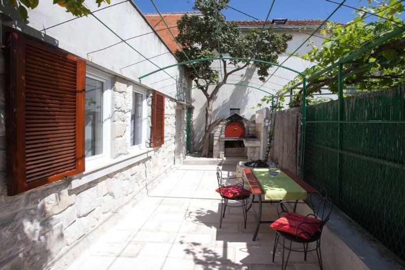 Apartment Alma Спліт Екстер'єр фото